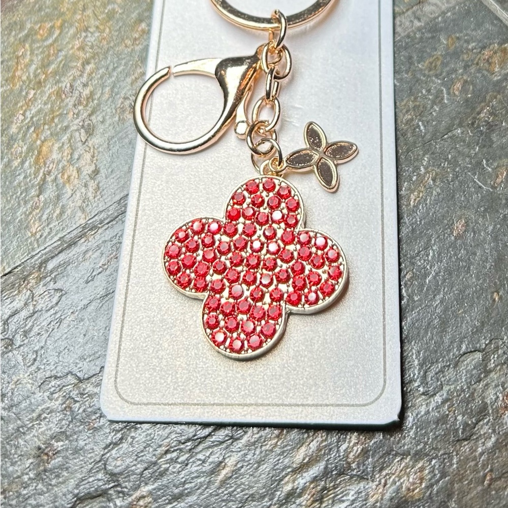 Red Clover Keychain & Purse Charm with Rhinestones; Gold hardware NWT. Gift Idea